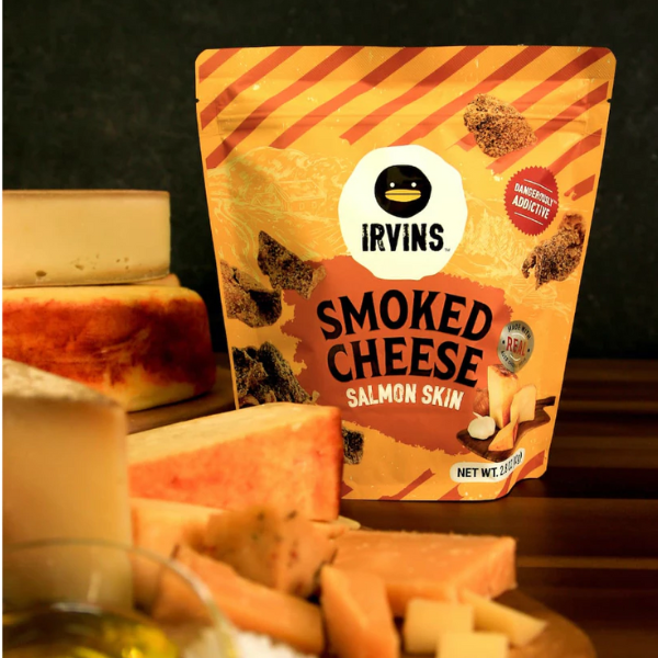 Crispy fried salmon skin, smoked cheese flavor 80g
