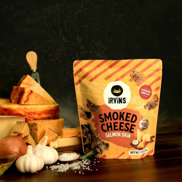 Crispy fried salmon skin, smoked cheese flavor 80g
