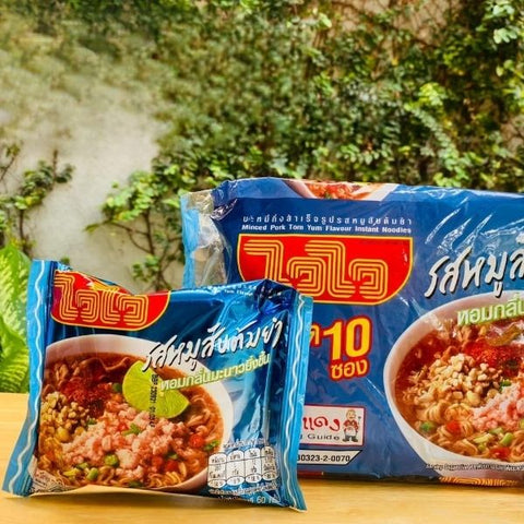 Instant noodles, tom yum minced pork flavor 60g ( pack of 10 sachets )